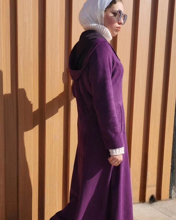 trowel with plastic sleeve